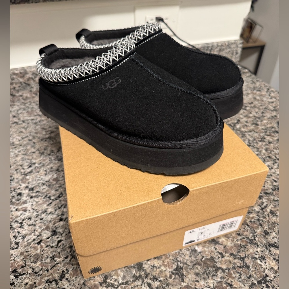 UGG Tazz II Platform Slippers